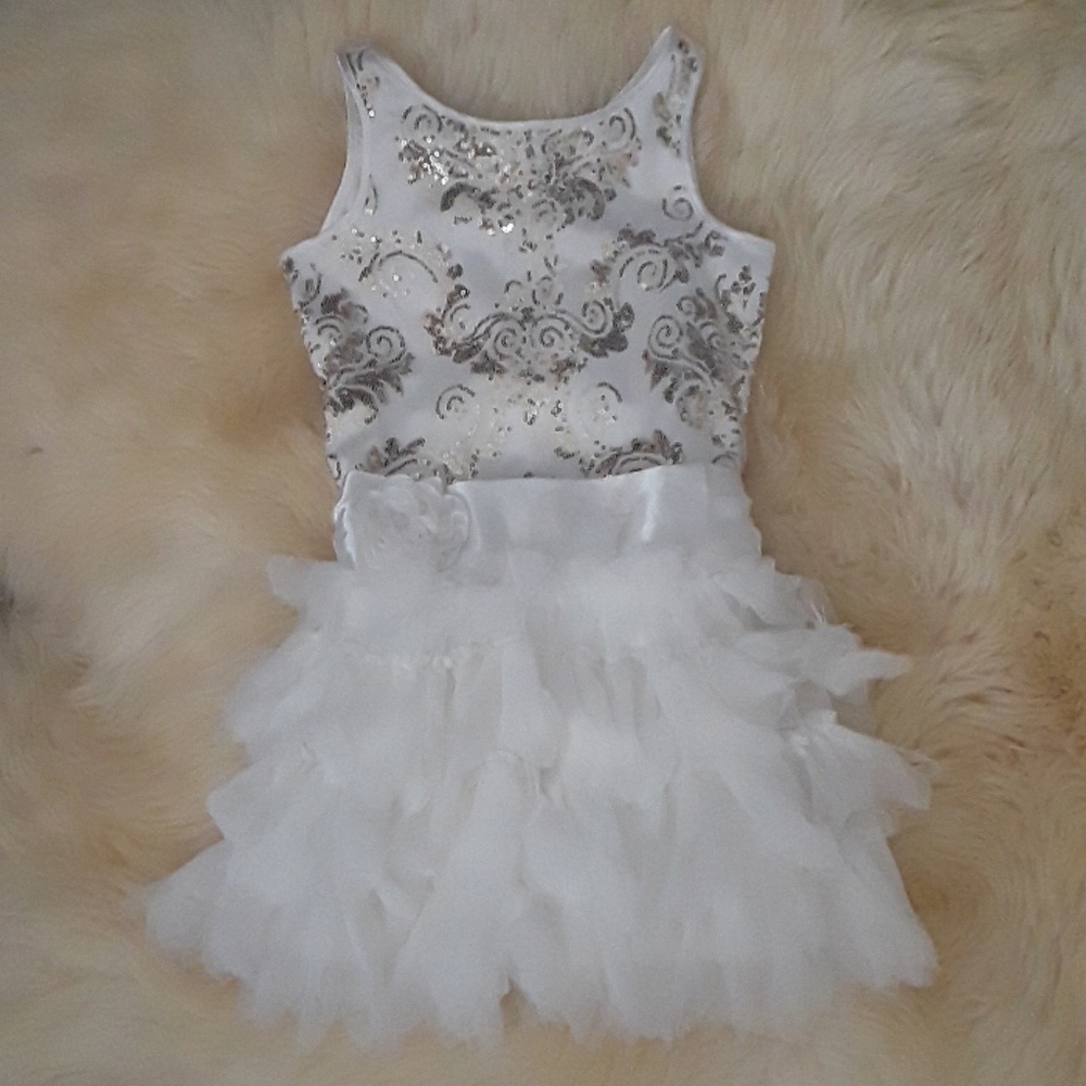 Formal sequence dress for girls.